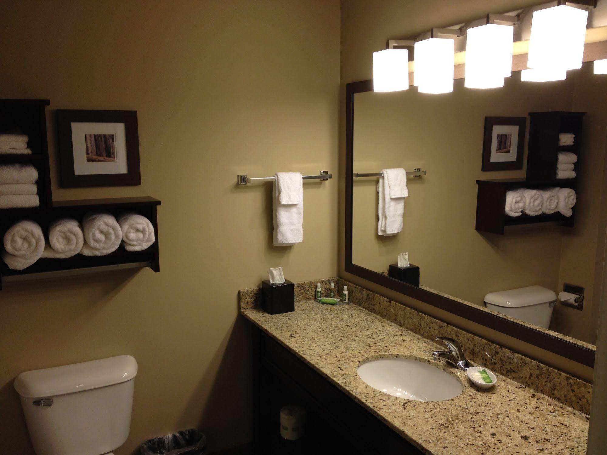 Grandstay Hotel & Suites - Glenwood Exterior foto